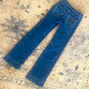 Jr Girls Wranglers Blue Jeans bell bottom